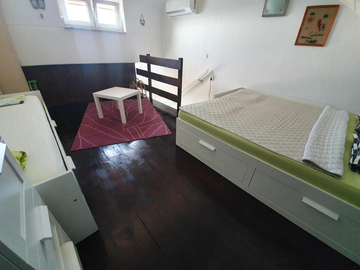 Modern Two Floors Apartment With A Beautiful View Martinšćica Екстериор снимка